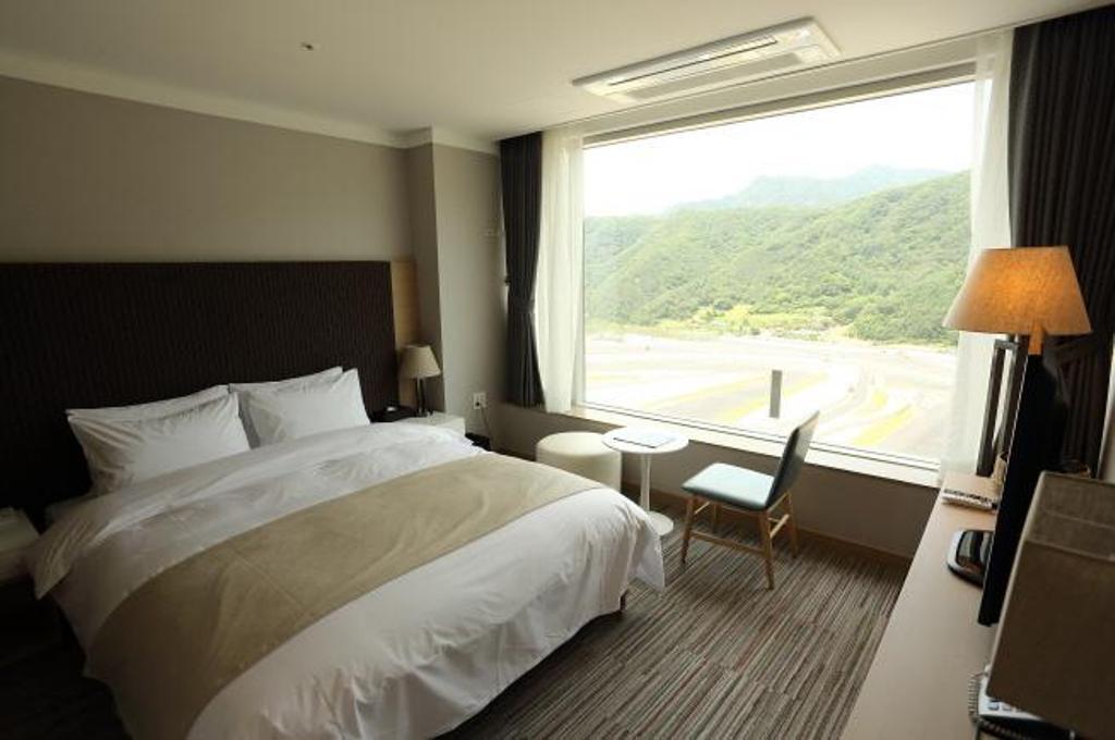 Inje Speedium Hotel & Resort Eksteriør billede